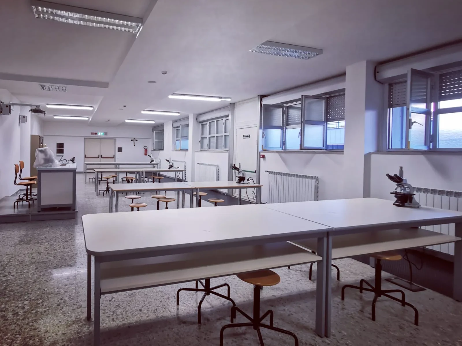 Licei_LAB2